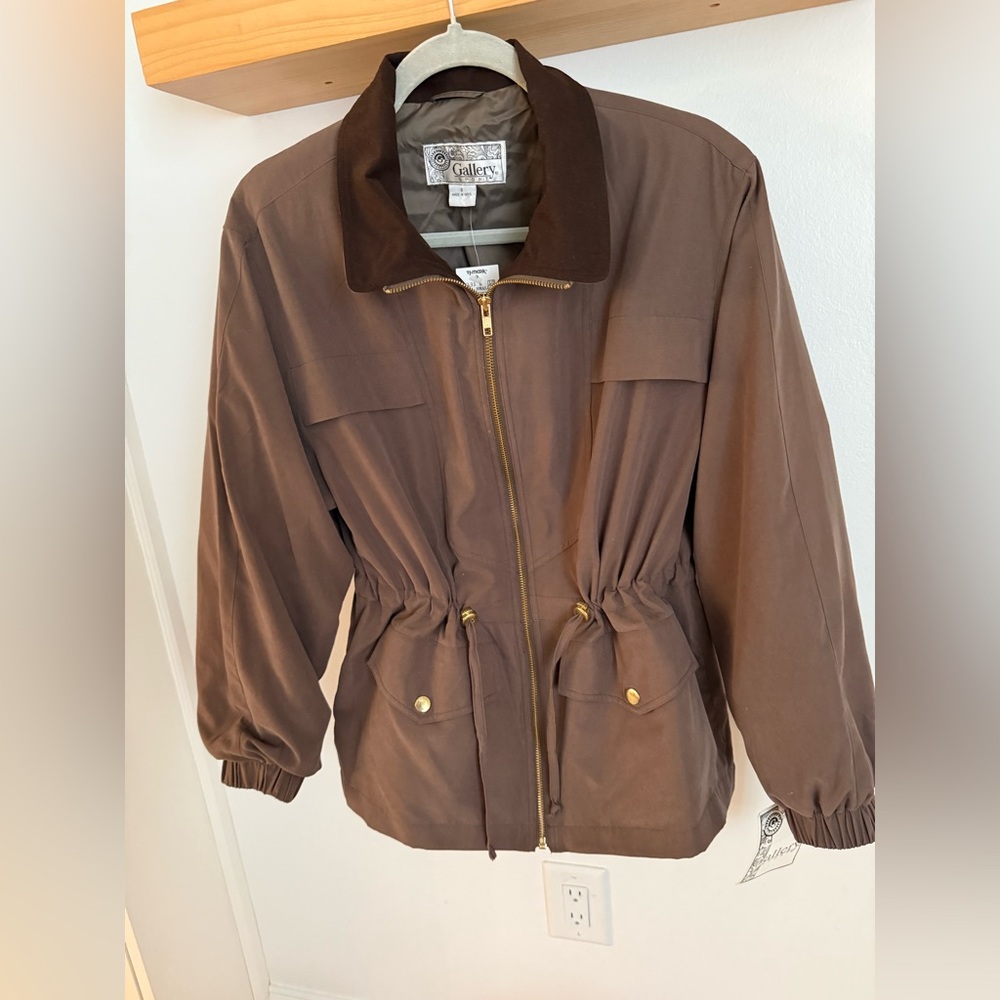 Gallery Women's Utility Jacket in Rich Brown